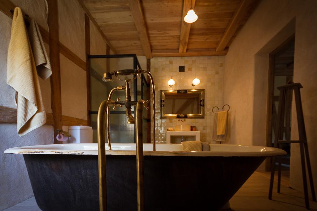 Dwor Dawidy Bed & Breakfast Mlynary Ruang foto