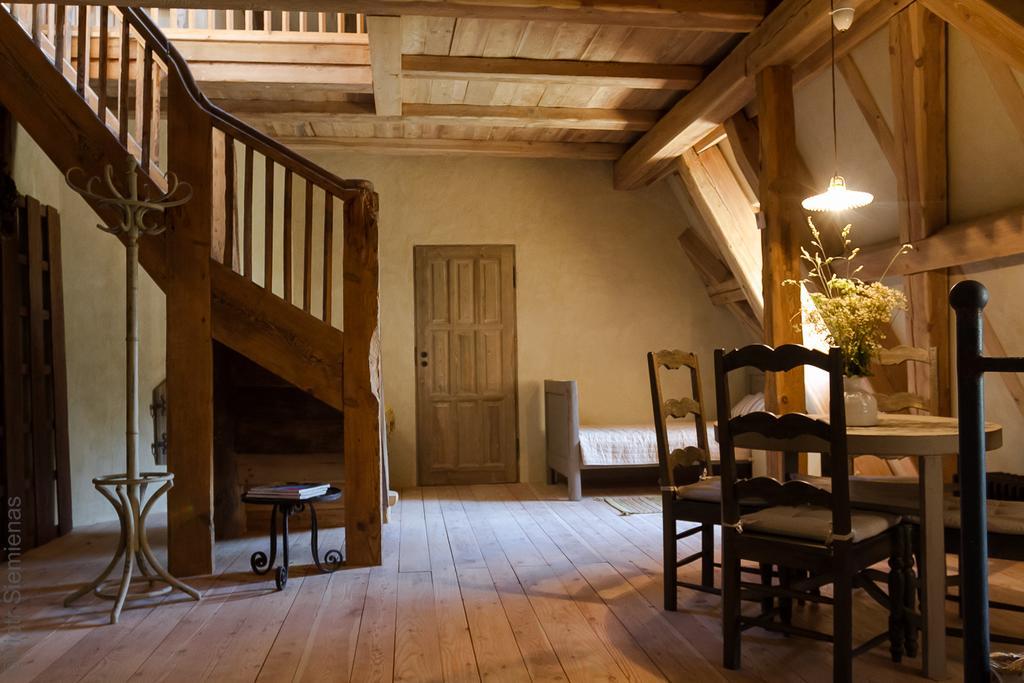 Dwor Dawidy Bed & Breakfast Mlynary Ruang foto